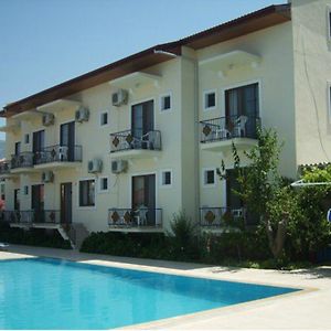 Cennet Hotel